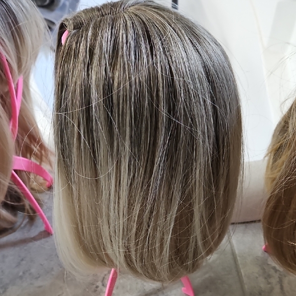 Stylish Ombre Blonde Wig - Picture 2 of 4